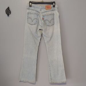 Levi's Light Wash Button Fly Straight Leg Blue Denim with Tan Label 5M Juniors